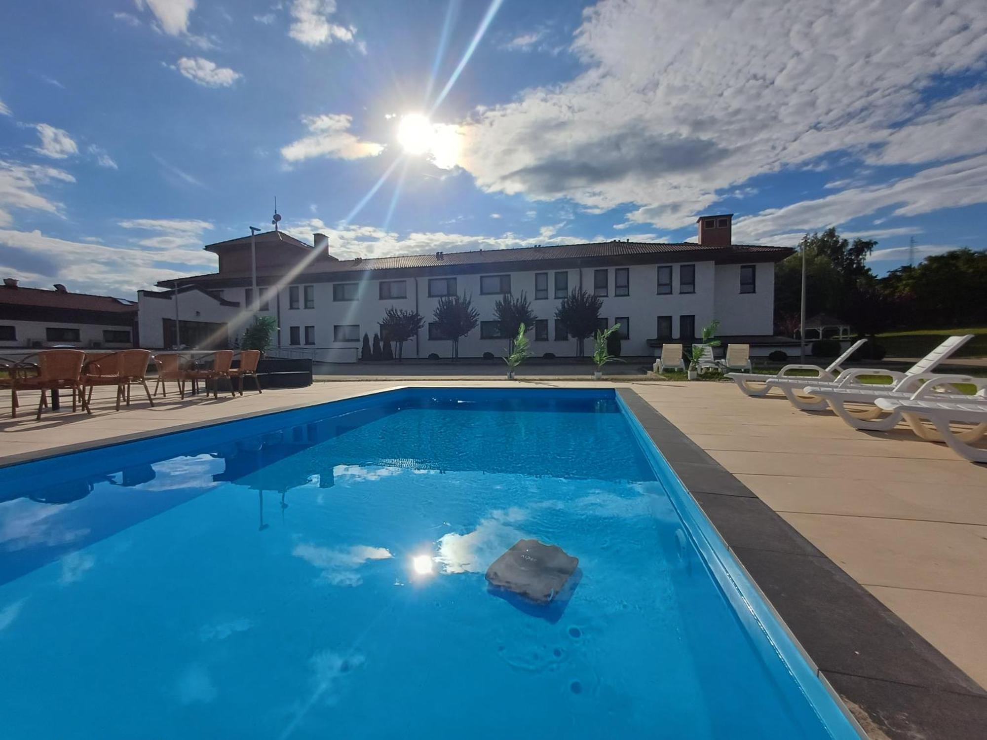 Nortil Hotel Plocin Exterior photo